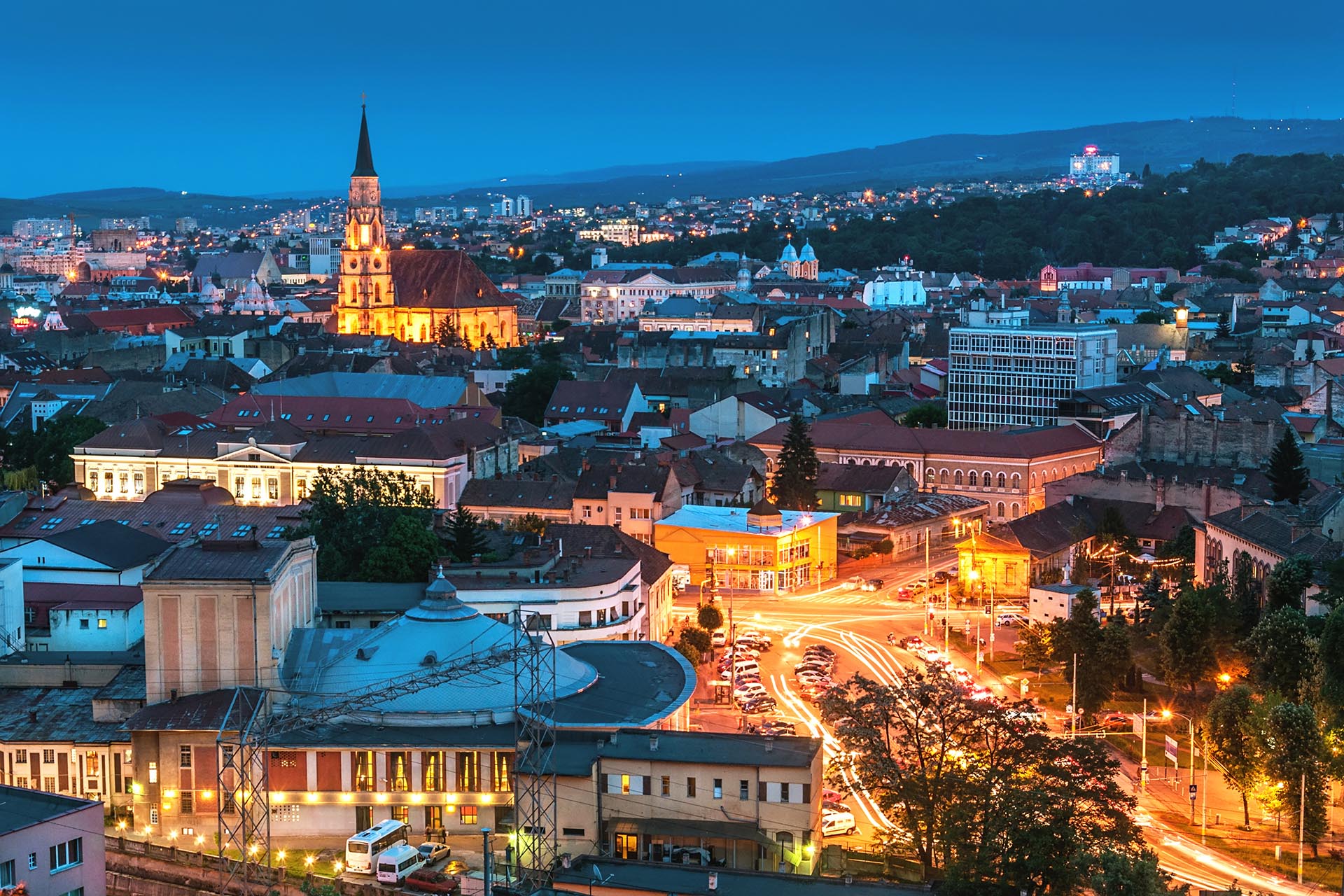 Old city of Cluj-Napoca, night scene